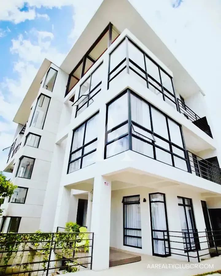 Exclusivo Apartamento | Guayabos de Curridabat | Totalmente amueblado