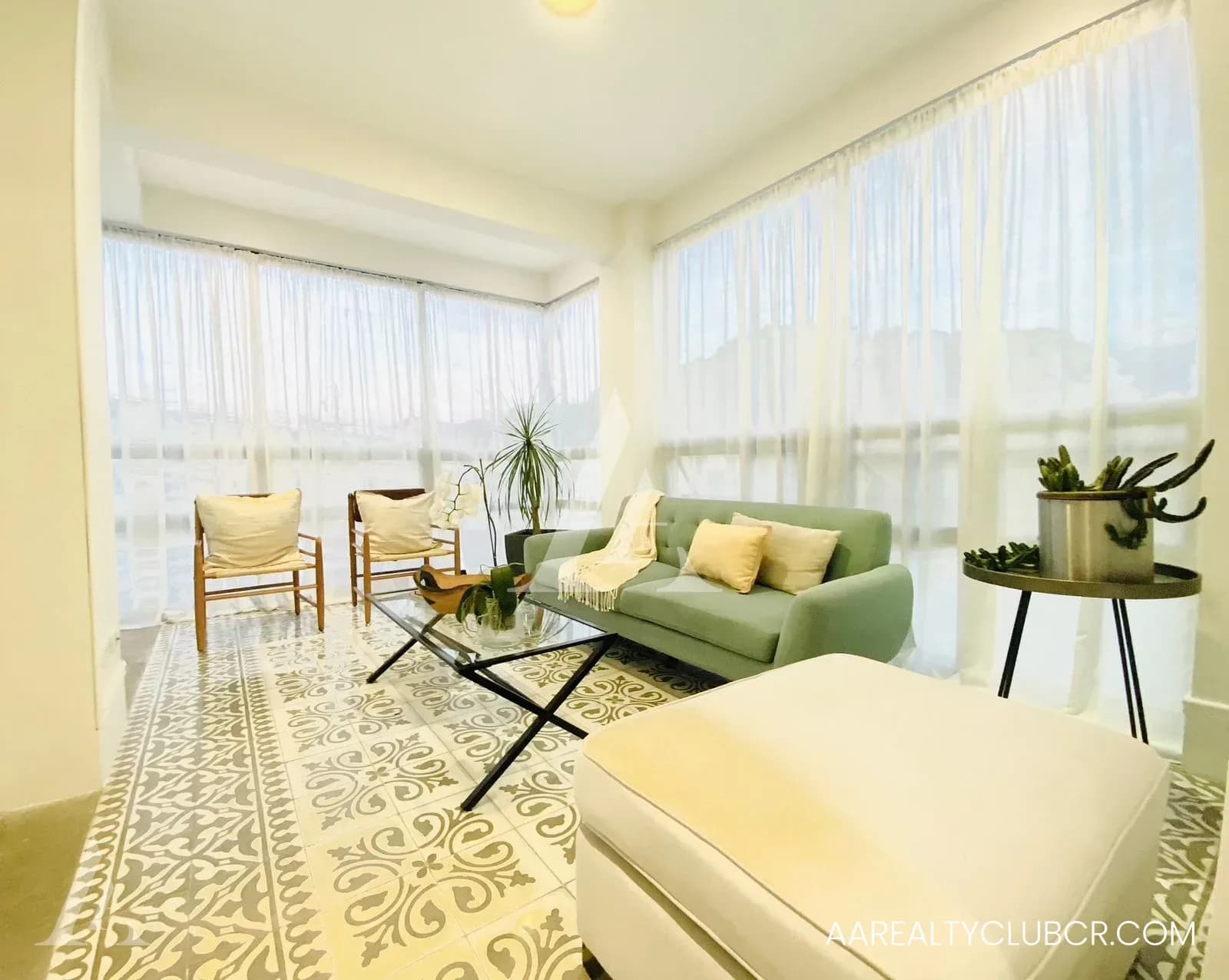 Exclusivo Apartamento | Guayabos de Curridabat | Totalmente amueblado