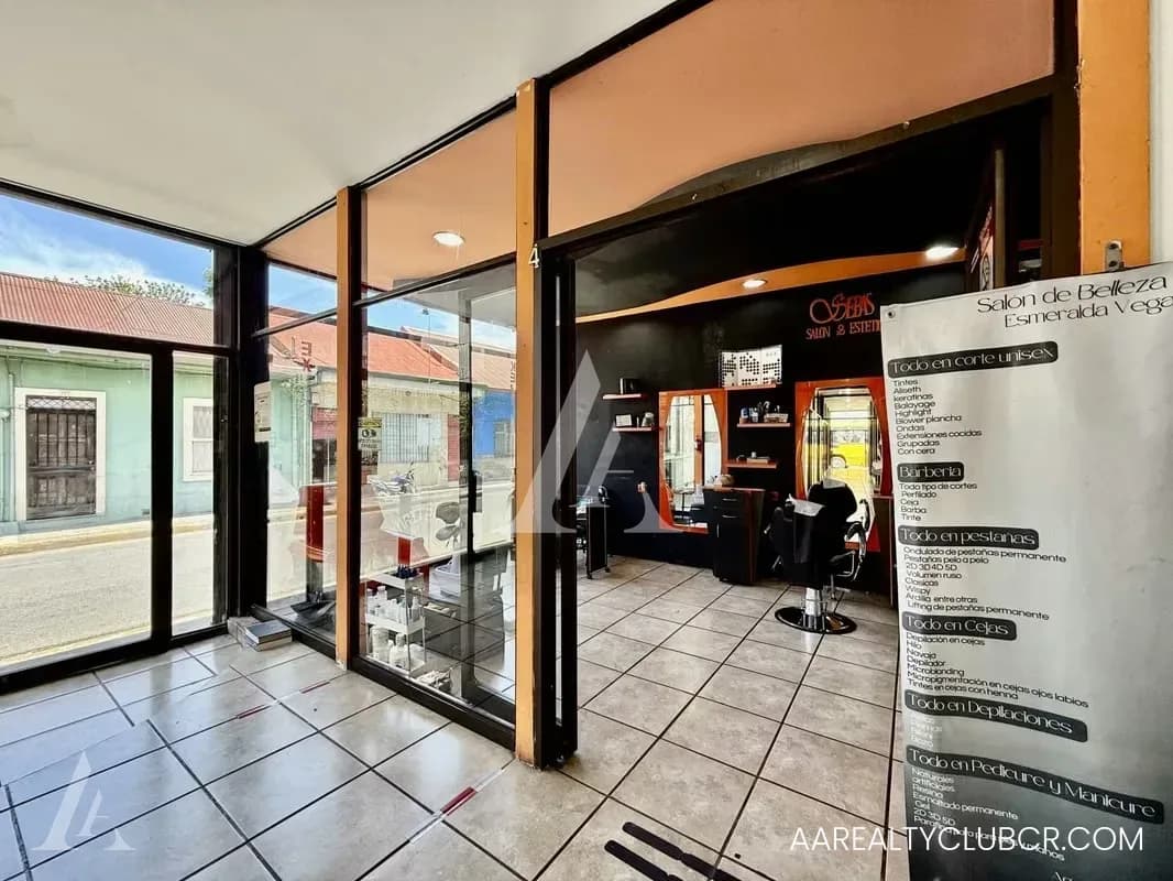 Edificio Esquinero - Exclusiva Ubicación Barrio Amón - Oportunidad