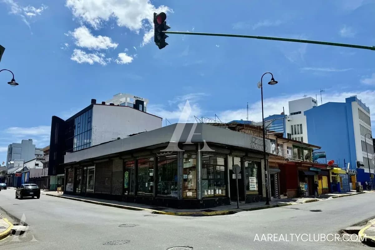 Edificio Esquinero - Exclusiva Ubicación Barrio Amón - Oportunidad