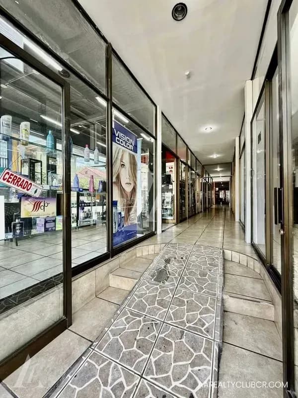 Edificio Esquinero - Exclusiva Ubicación Barrio Amón - Oportunidad 3