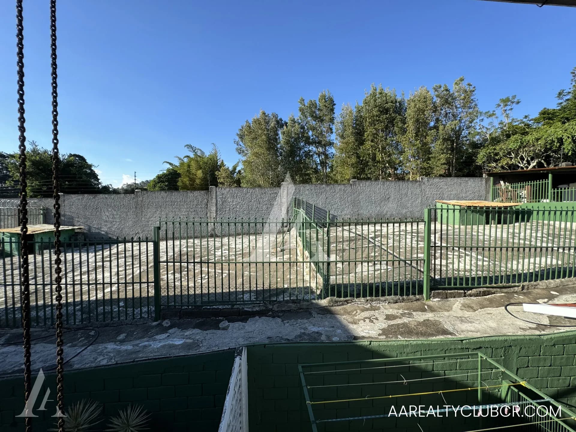 Tres Rios - Maison d'Habitation-Appartement-Local Commercial Loué-Excellent Investissement