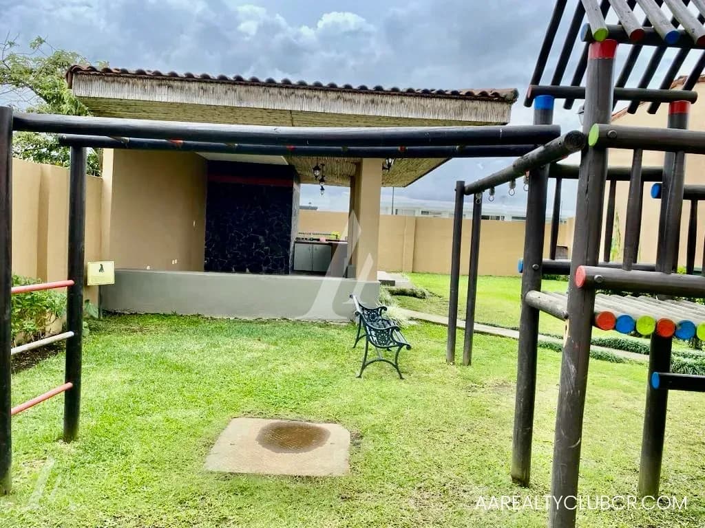 Confort Seguridad Espacios Generosos | Condominio En Sabanilla 3